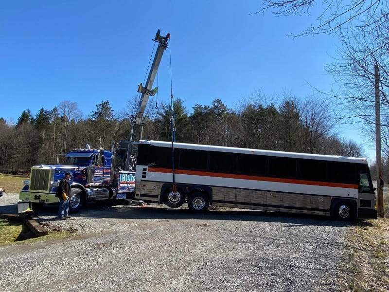 Kylertown bus towing