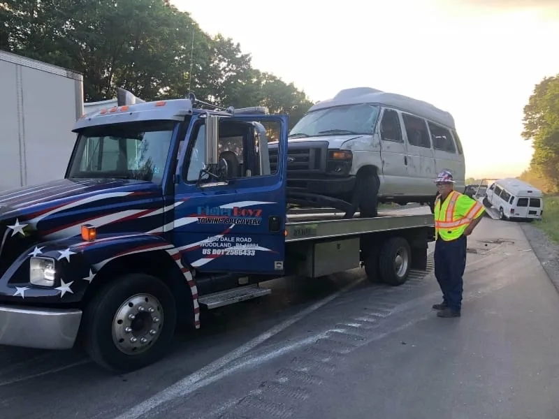 DuBois box truck towing